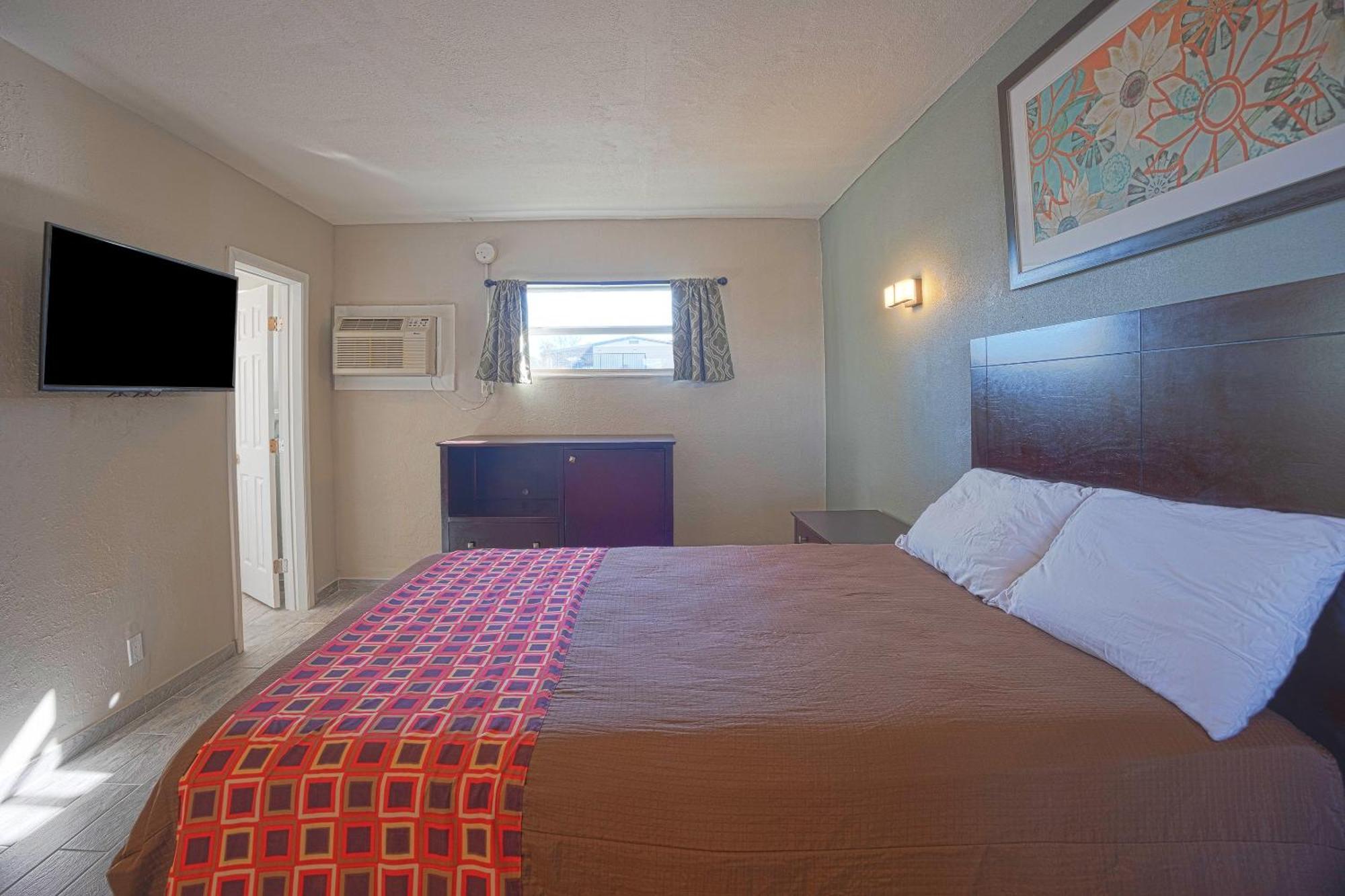 Sunrise Inn By Oyo Titusville Fl Exterior foto